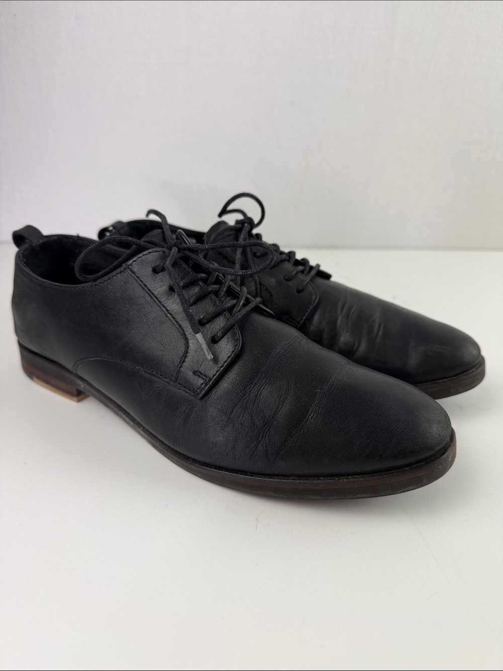 Classic Black Leather Lace-Up Flats for Women